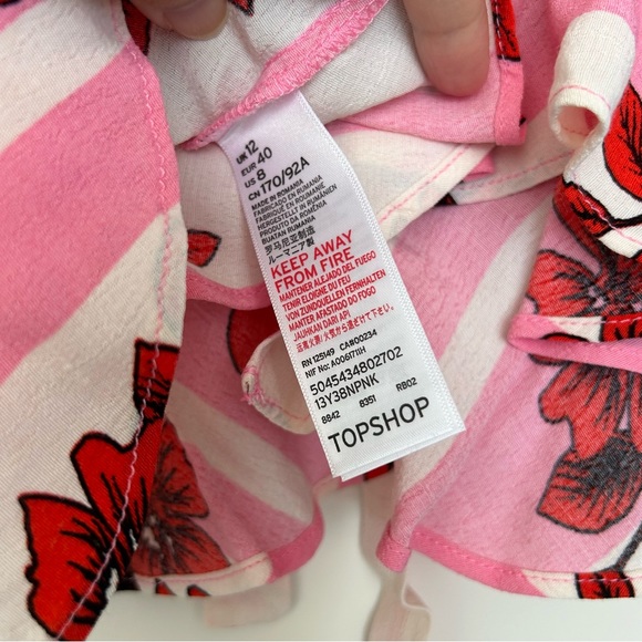 Top shop Cropped Flutter Top - Picture 13 of 14